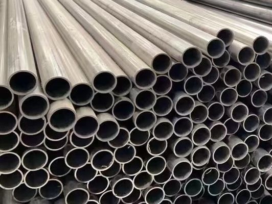 لوله های فولادی بدون درز 6 متری 12 متری آلیاژ کروم مولیبدن